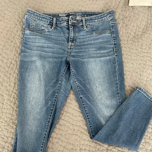 Mossimo super stretch mid rise jeggings